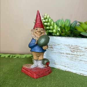 Tom Clark “Olive You” Gnome